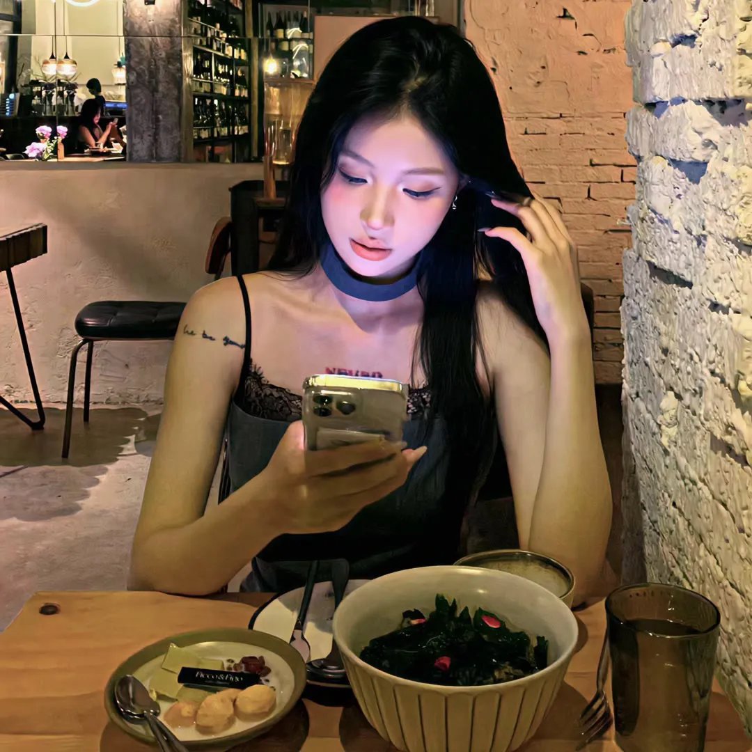 他夏天住在楼下